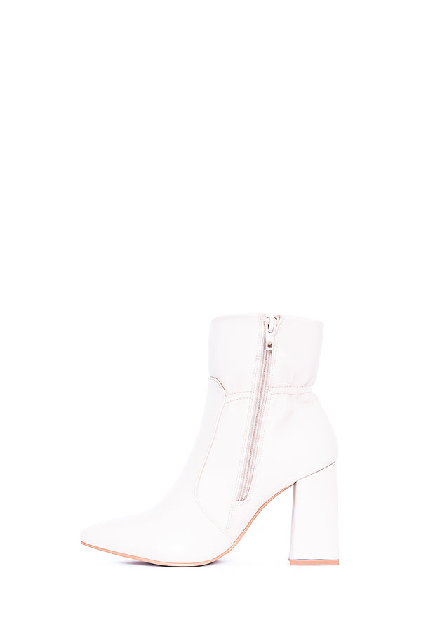 BOTA FRUNCÉ BLANCA