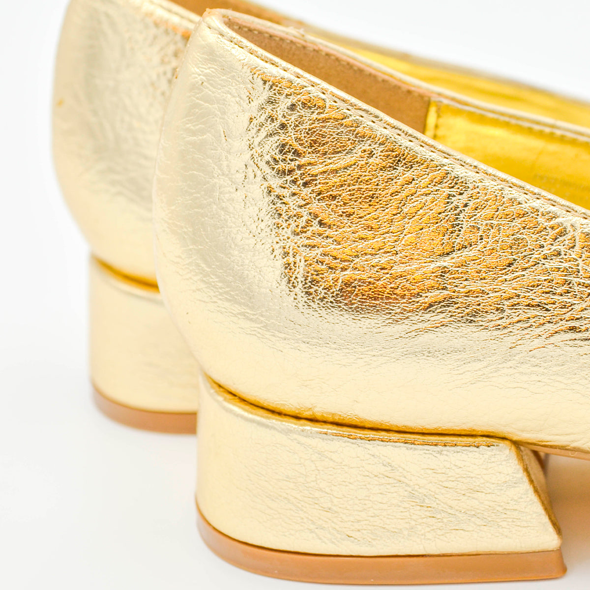 TACON GLOSS DORADO